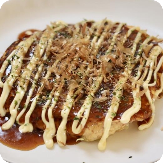 粉ものなのに粉なし！お好み焼き