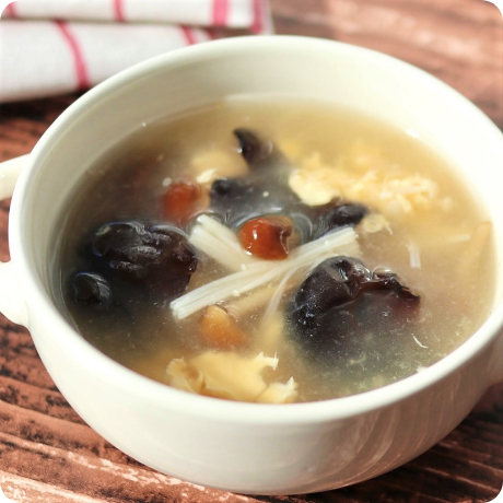 3種のきのこ食感！ホッコリかき玉スープの画像