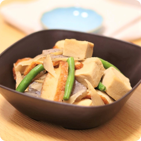 ジュワっとだし汁溢れる！凍み(しみ)豆腐の煮物
