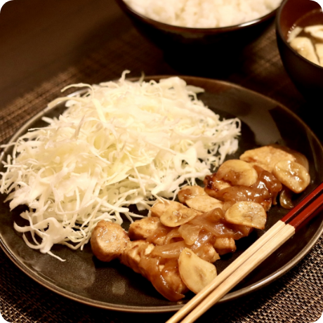 にんにくが食欲そそる！四日市とんてきの画像