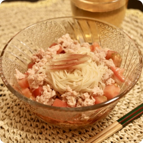 薬味たっぷりの冷やしトマトそうめん