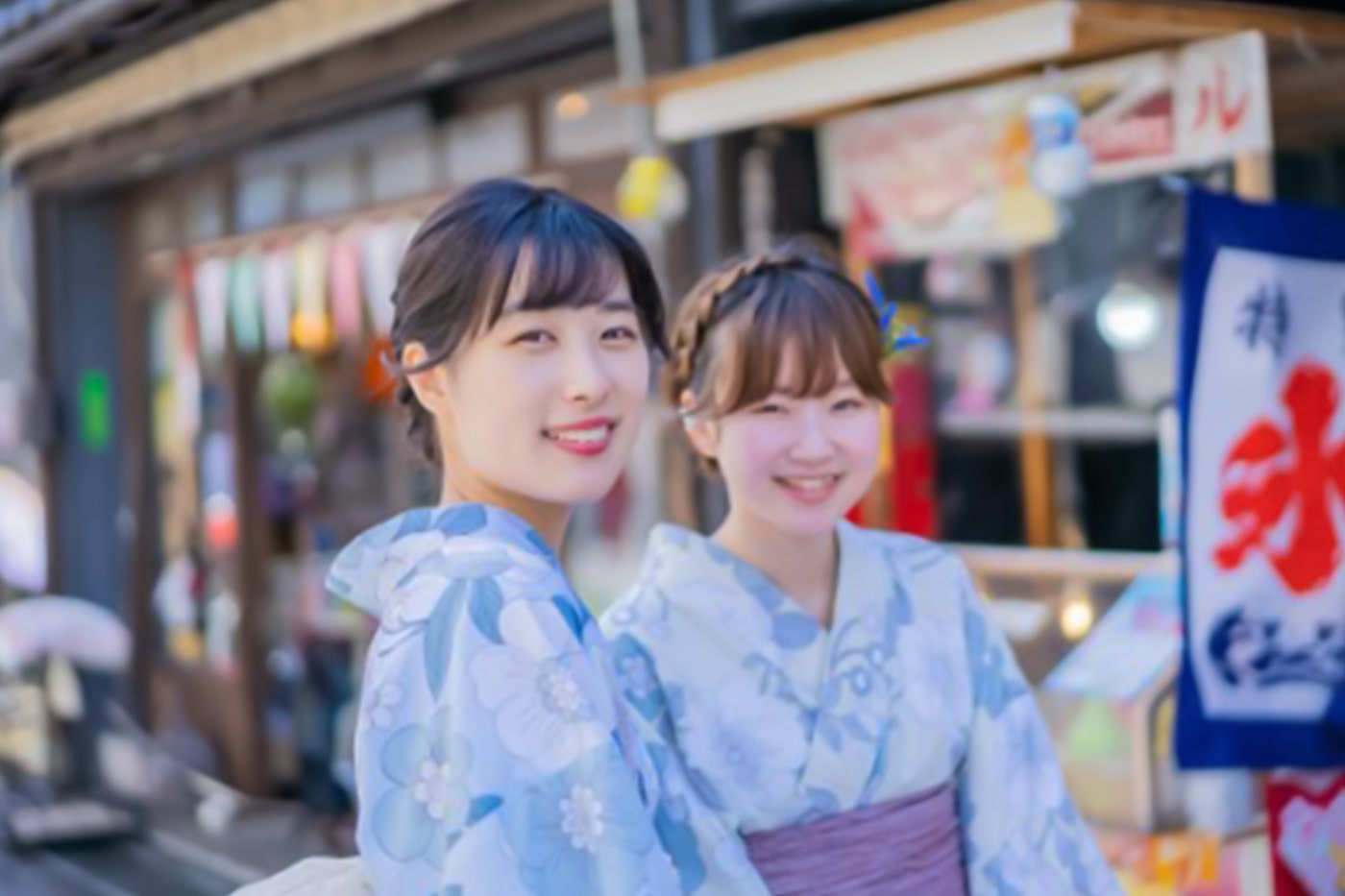 浴衣は右・左どっちが前？右前になった理由とスマホ時代の注意点