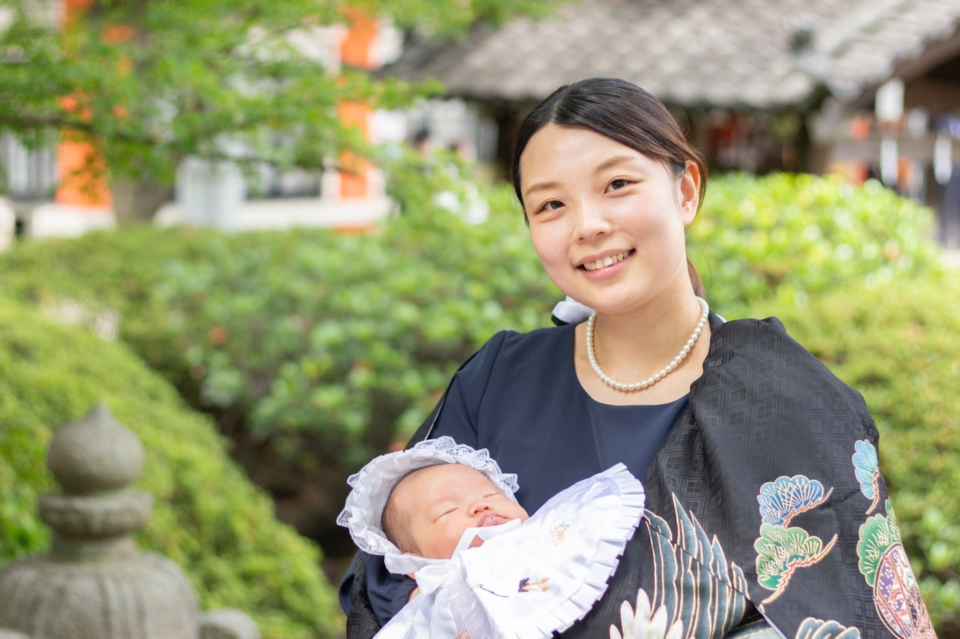 母親（ママ）がスーツを着るときの服装マナー