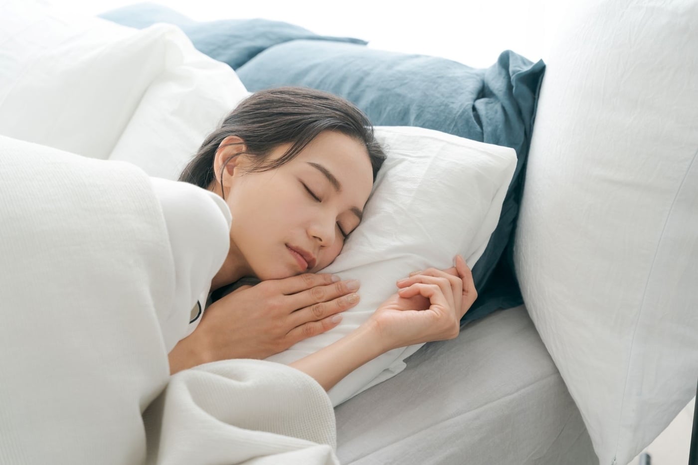 睡眠の質を上げる方法10選｜質が低下する原因と今日からできる改善策をご紹介