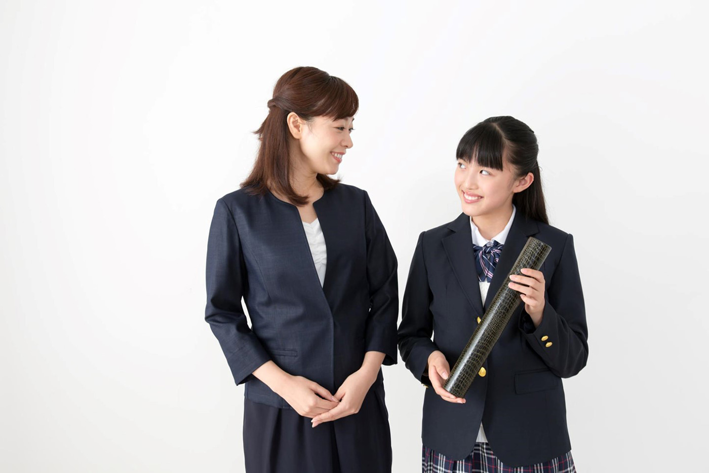 知っておきたい！卒業式の母親（ママ）の服装のマナーとトレンド
