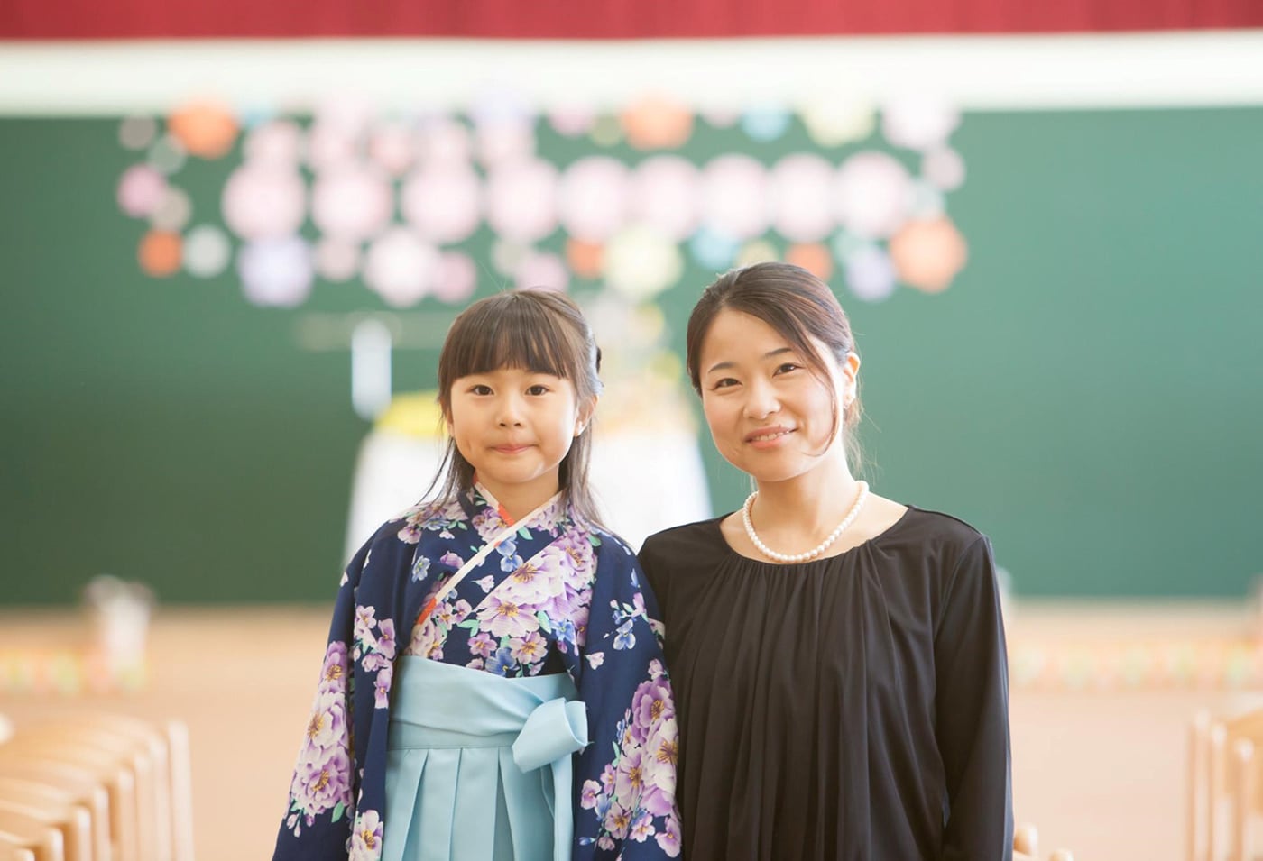 知っておきたい！卒業式の母親（ママ）の服装のマナーとトレンド