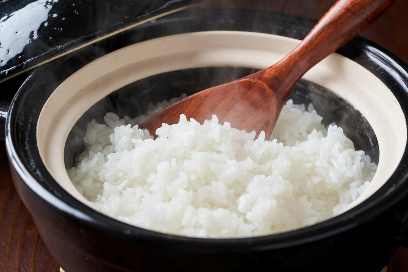 土鍋で美味しいご飯を炊く場合の手順