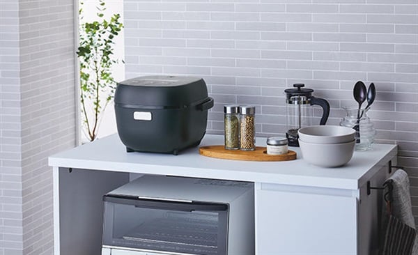【送料無料】タイガー魔法瓶 炊きたて 炊飯器 JPW-10E3-K 71iYxTviD9L._AC_UL210_SR210,