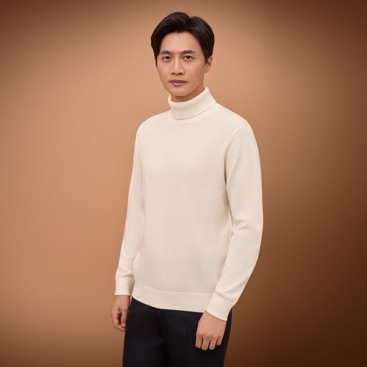 インティアント タートルネックセーター メンズ | イオンスタイル